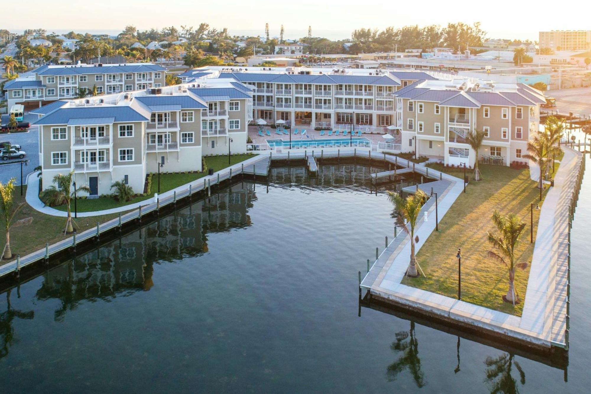 Waterline Villas & Marina, Autograph Collection Holmes Beach Exteriér fotografie