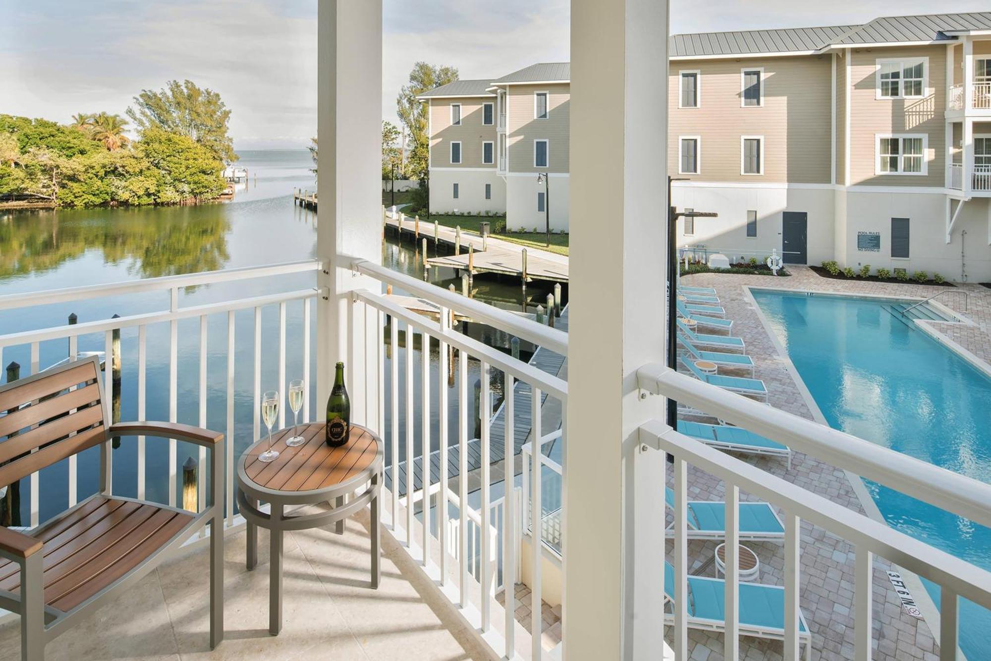 Waterline Villas & Marina, Autograph Collection Holmes Beach Exteriér fotografie